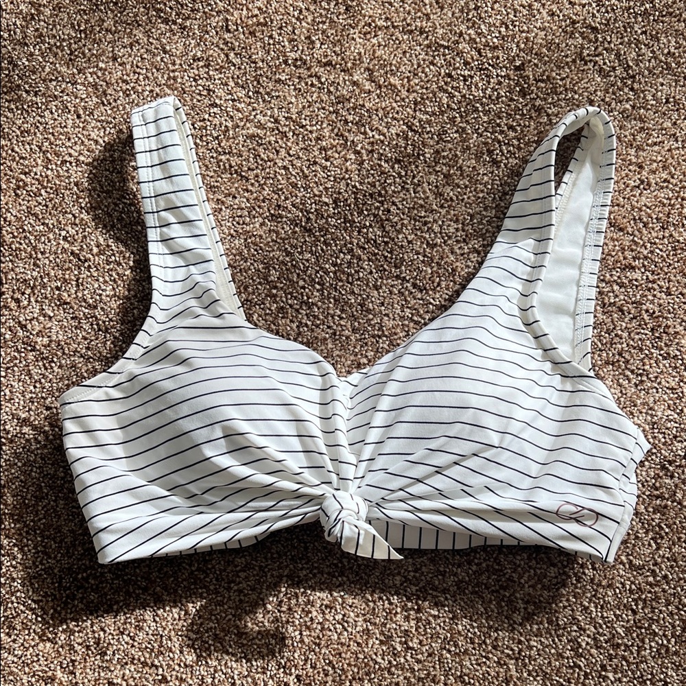 3/20$ CALIA by Carrie Underwood Striped Swim Top in Black and White